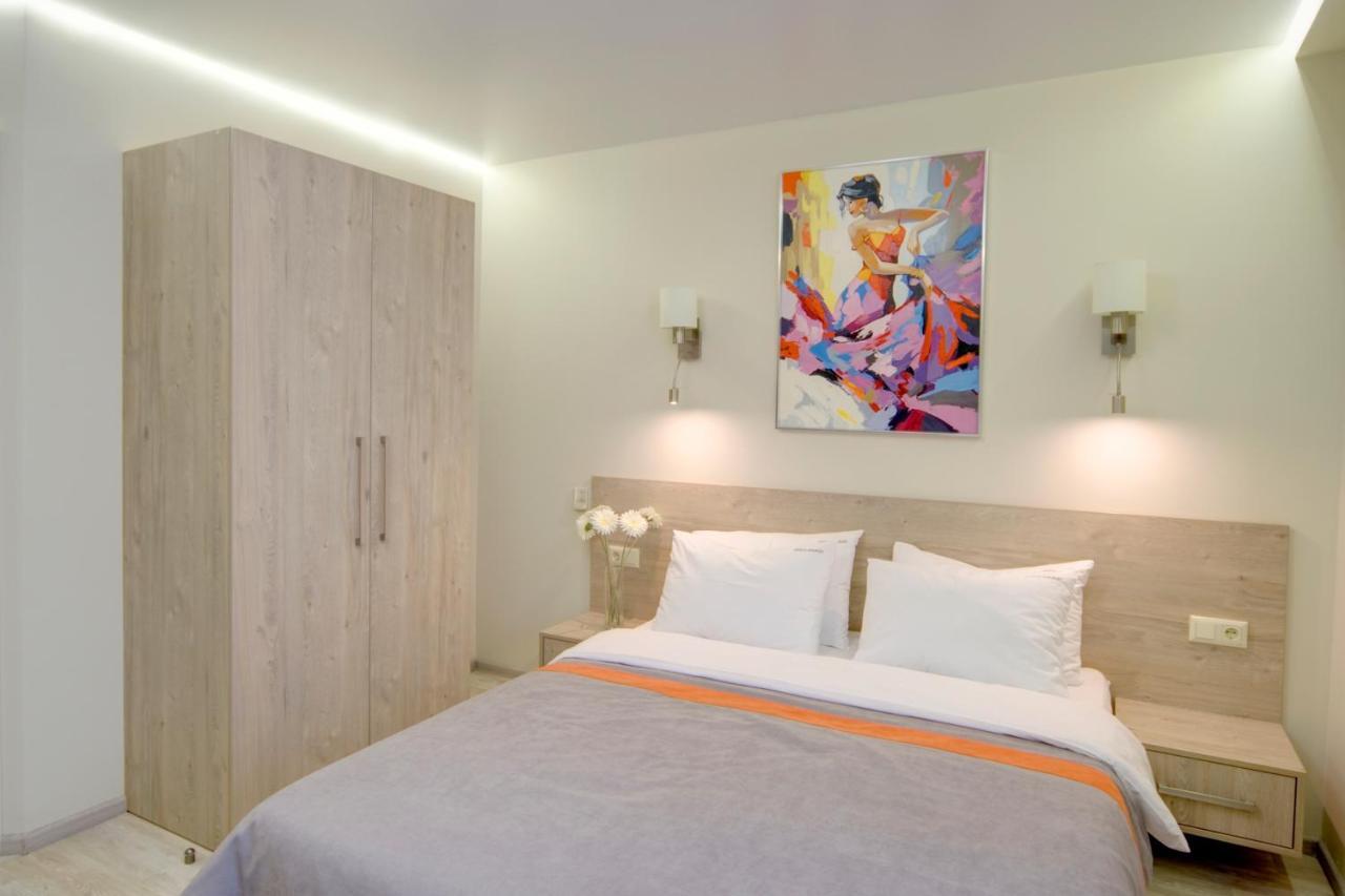 Arena Apartments Kiev Luaran gambar