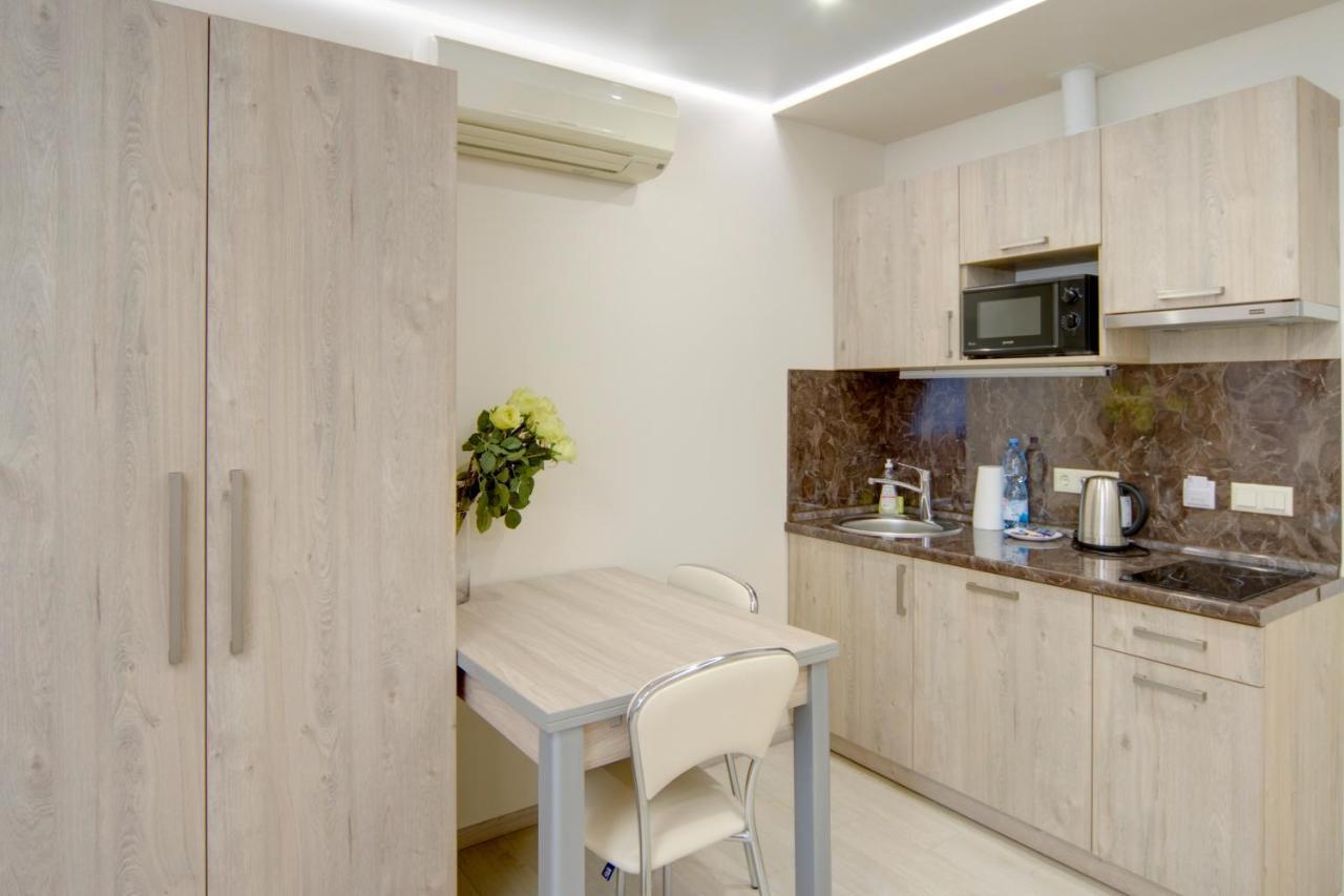Arena Apartments Kiev Luaran gambar